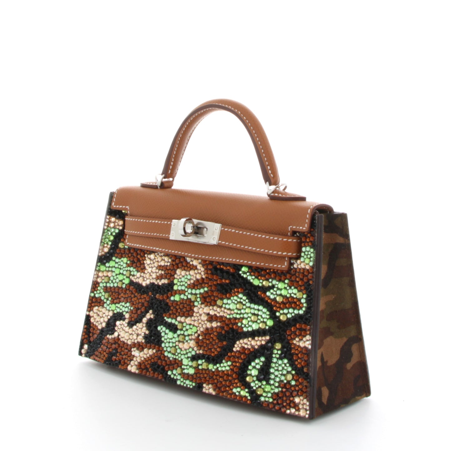 CHIC MILITAIRE