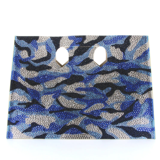 BLEU MILITAIRE CHIC