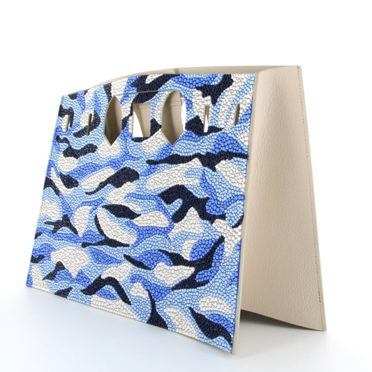BLEU MILITAIRE CHIC